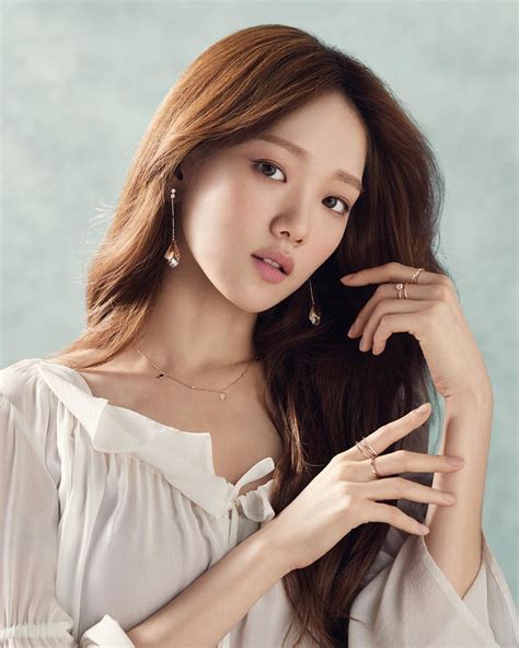 lee sung kyung|lee sung kyung model.